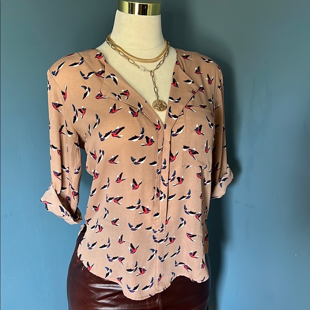 Chic Bird Print Blouse - Taupe